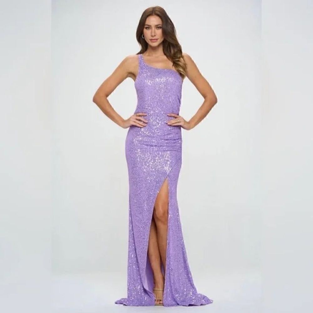 Ricarica Lilac Purple One Shoulder Sequin Prom Wrap Dress